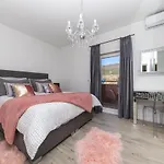 Ipm Apartment Kastela