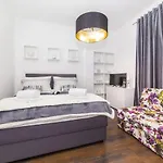Ipm Apartment *