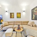 Ipm Apartment *
