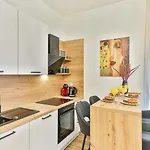 Ipm Apartment Kastela