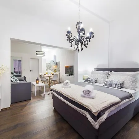 Apartment Ipm