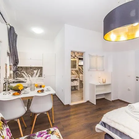 Ipm Apartment
