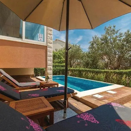 Apartment Ipm