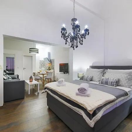 Apartamento Ipm Kaštela