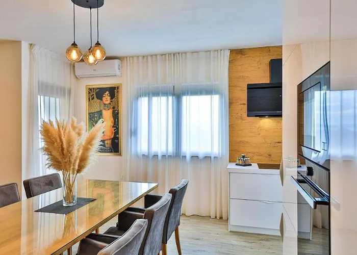 Apartament Ipm Kaštela