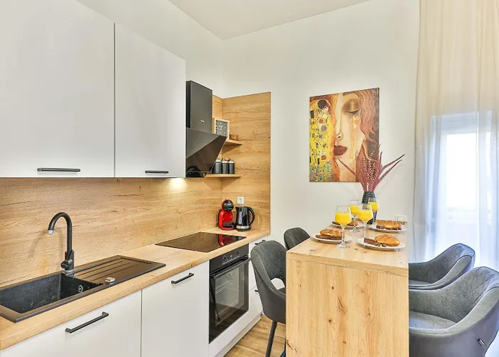 Ipm Apartament Kaštela